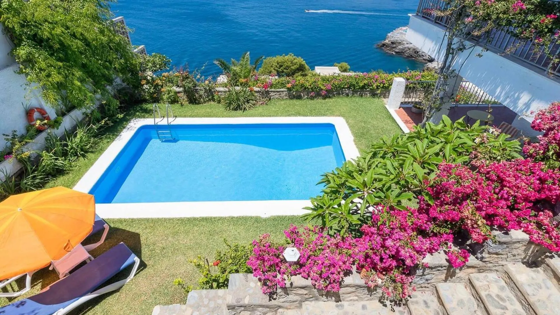 Sunny Villa With Private Pool In Almunecar La Herradura  0*, La Herradura (Granada) Spain
