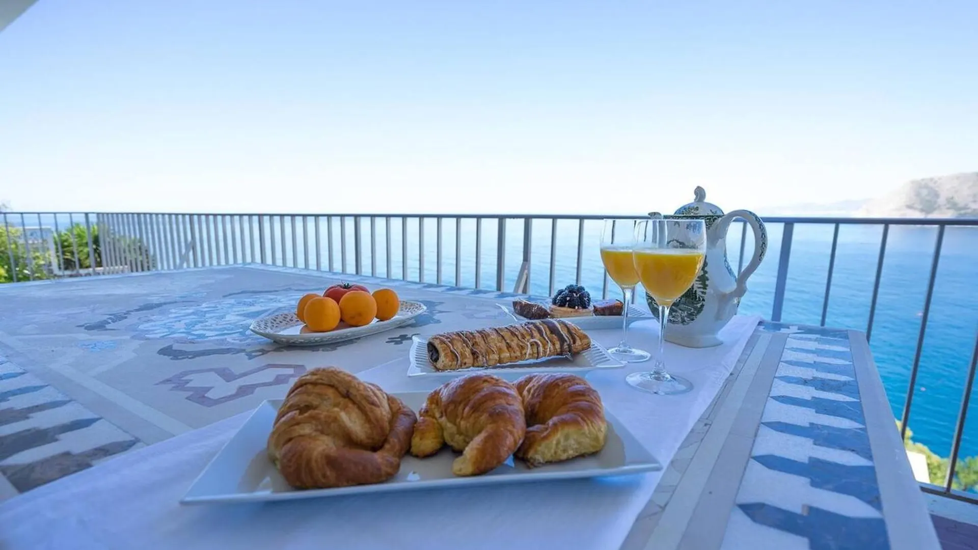 Sunny Villa With Private Pool In Almunecar La Herradura   La Herradura (Granada)